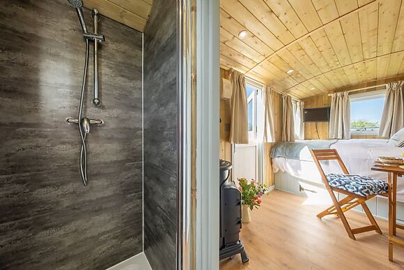 Saltmarsh Hut