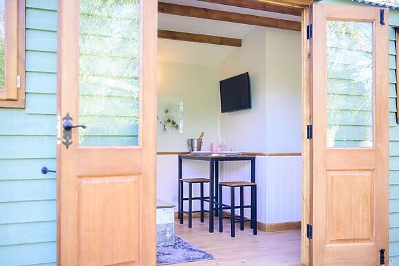 Snowdrop Lodge