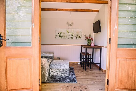 Snowdrop Lodge