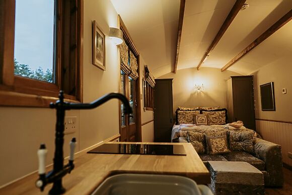 Snowdrop Lodge