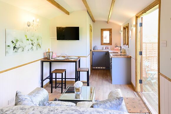 Snowdrop Lodge
