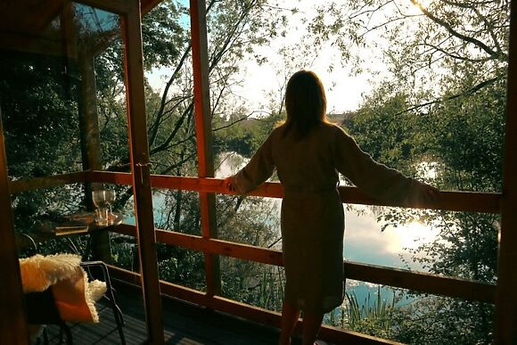 Sunset Lodge