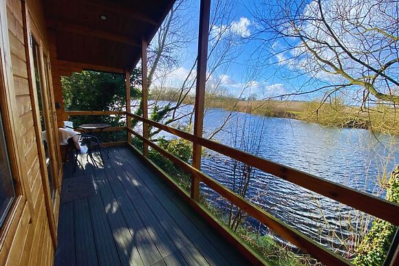 Sunset Lodge