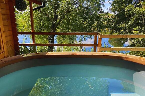 Sunset Lodge