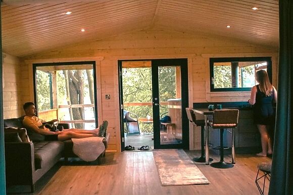 Lookout Lodge