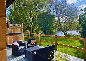 Oak Tree Lodge