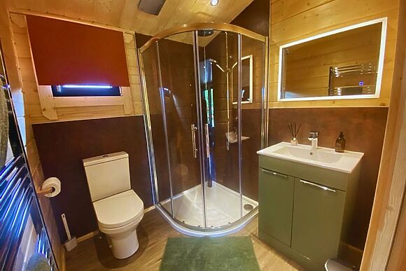 Oak Tree Lodge