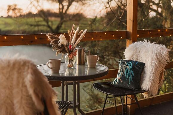 Lakeside Lodges