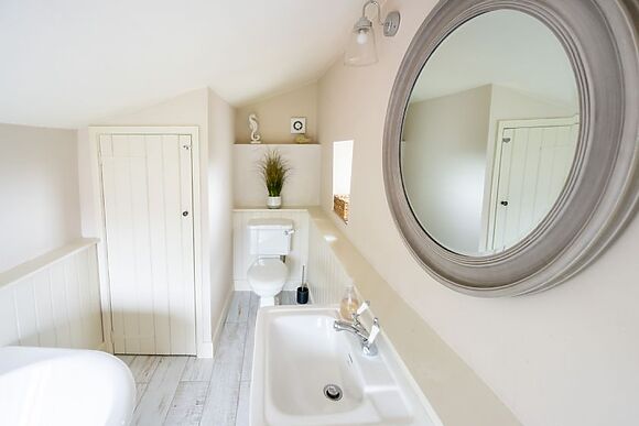 Eastgate Cottage and Hideaway