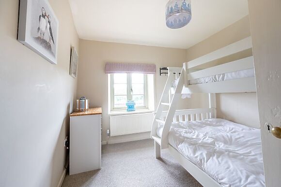 Eastgate Cottage and Hideaway