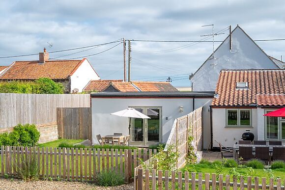 Eastgate Cottage and Hideaway