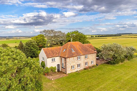 Field Barn Cottage