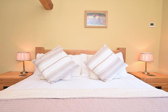 The Cowshed Greenhill