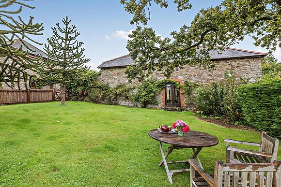 Little Pear Tree Barn