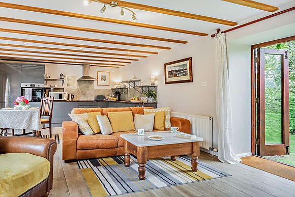 Little Pear Tree Barn