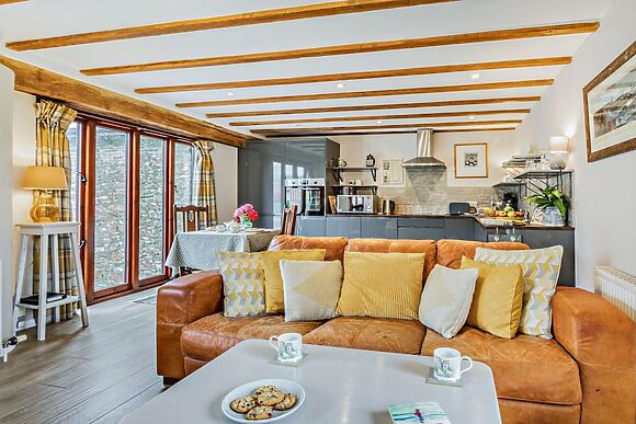 Little Pear Tree Barn