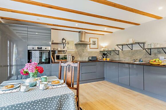 Little Pear Tree Barn