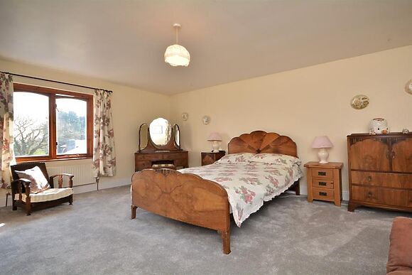 Lower Roselath House