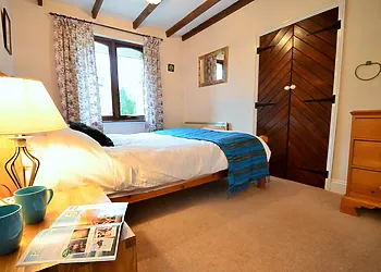 En-suite bedroom