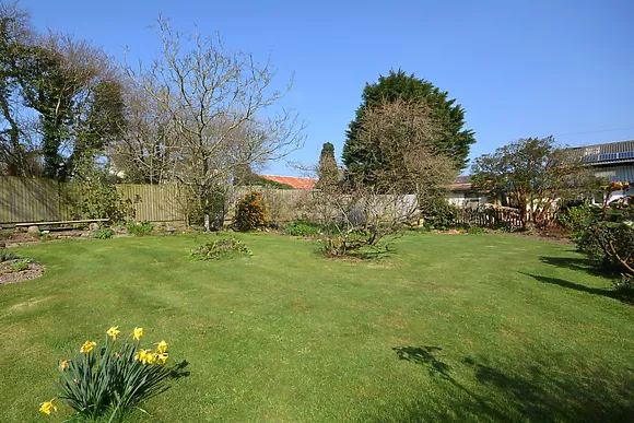 Lower Roselath Retreat