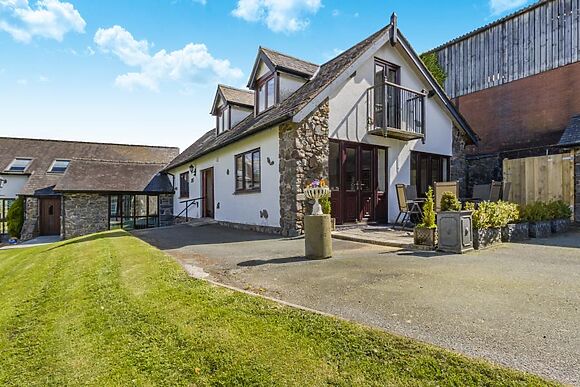1 Derw Cottages