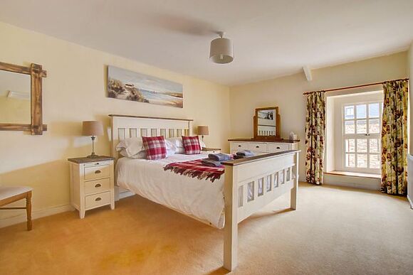 Onnen Fawr Farm Cottages