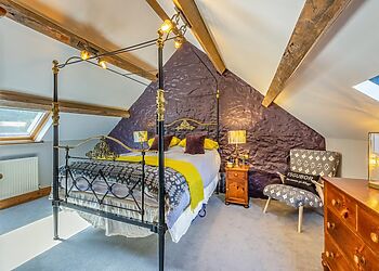 Bythynnod Sarn Group Cottages