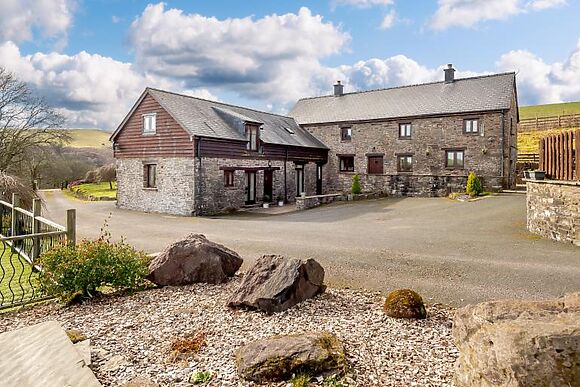 Beacons View Farm Cottages