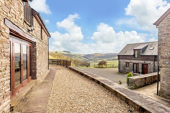 Beacons View Farm Cottages