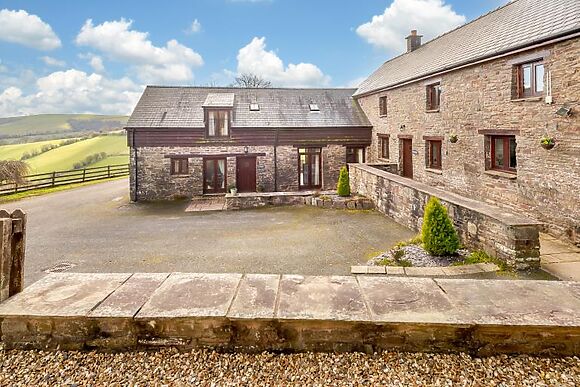 Beacons View Farm Cottages