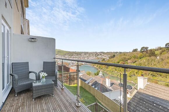 Treetops-kingswear