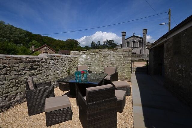 Ivy Cottage At Margam Country Park