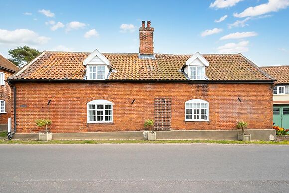 Holly Cottage - Westleton