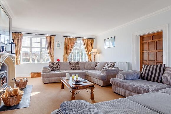 Monkham House
