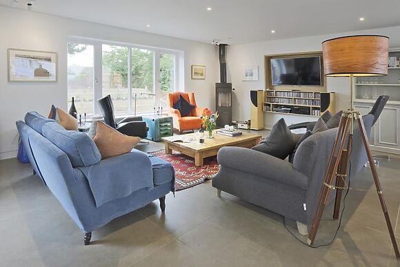 1 Anchor Cottage