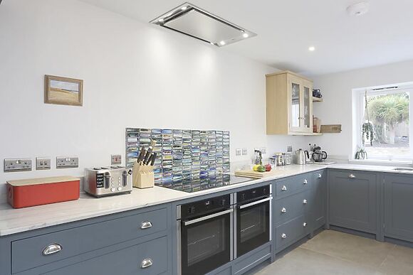 1 Anchor Cottage