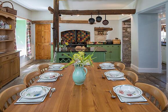 Trethurffe Manor