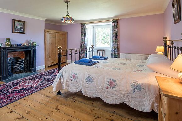 Trethurffe Manor