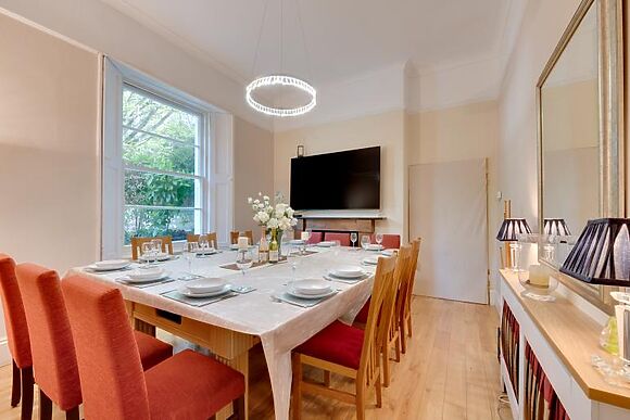 Rutland Lodge & Wellswood Mews