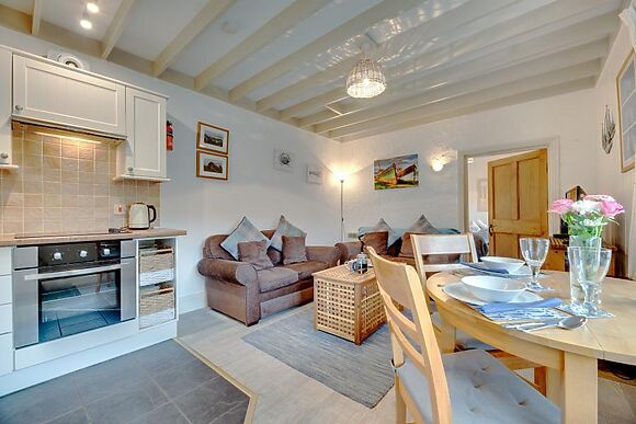 No4 Cliff House Cottages