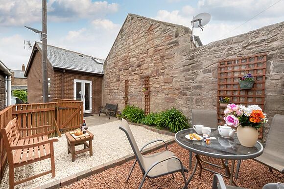 No 1 Sunnieside Square