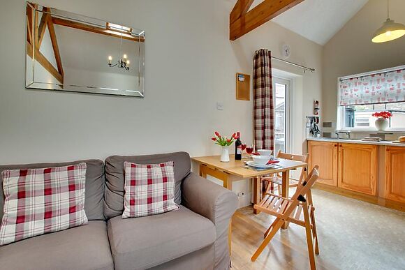 No 1 Sunnieside Square