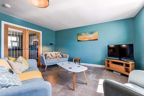 4 Brindles Manse
