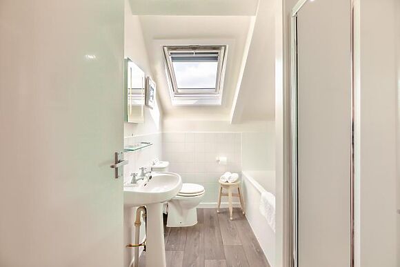 Seacot - 5 The Wamses