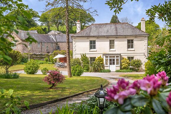 Buckland House