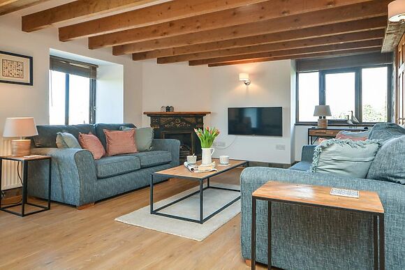 Woolstone Grenvilles Granary