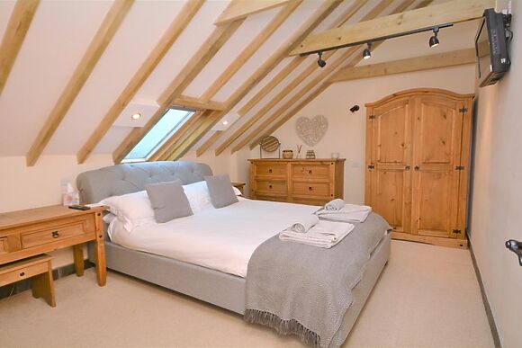 Woolstone Teagues Trail