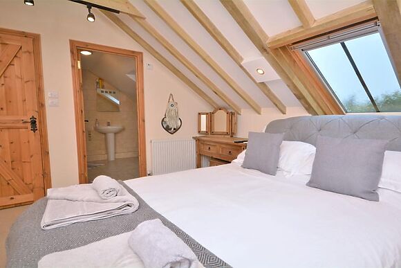 Woolstone Teagues Trail