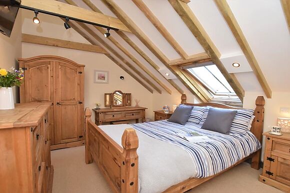 Woolstone Wrights Wood