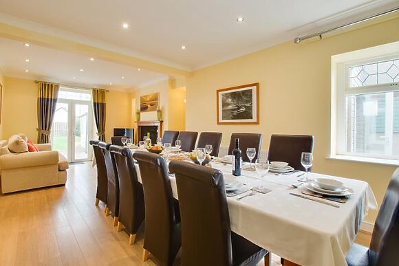 Carreg Lwyd Farmhouse